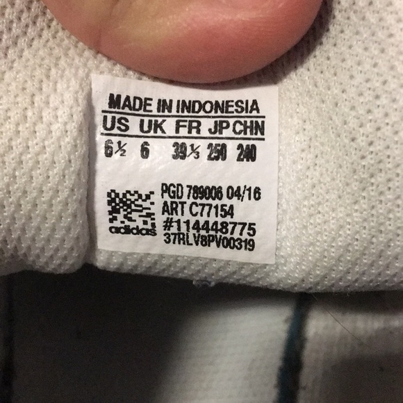 Adidas - Picture 4 of 4